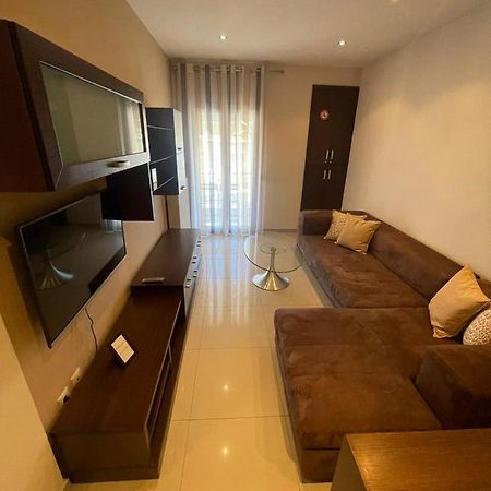Central Sunny Apartment Tesalonika Bagian luar foto
